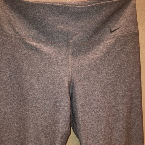 Nike Flare Dry Fit Leggings 
